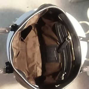 Medium size coach black shoulder bag